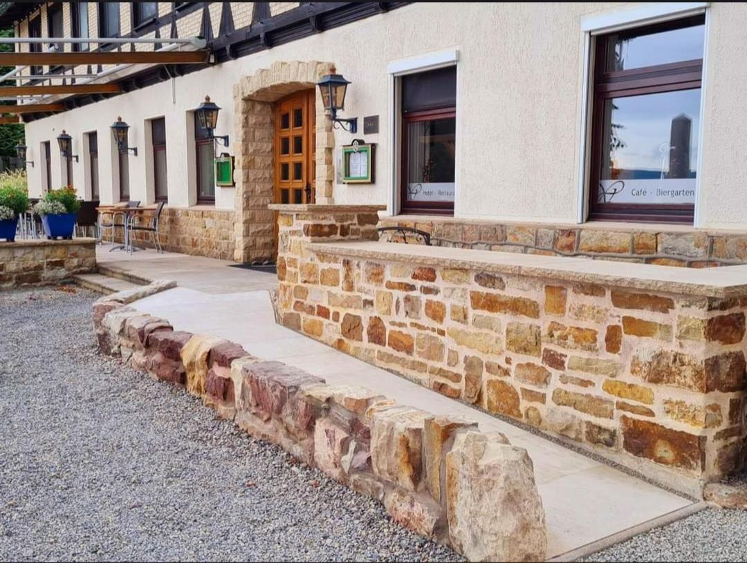Hotel Waldquelle - Baumhaushotel Aerzen Exterior photo